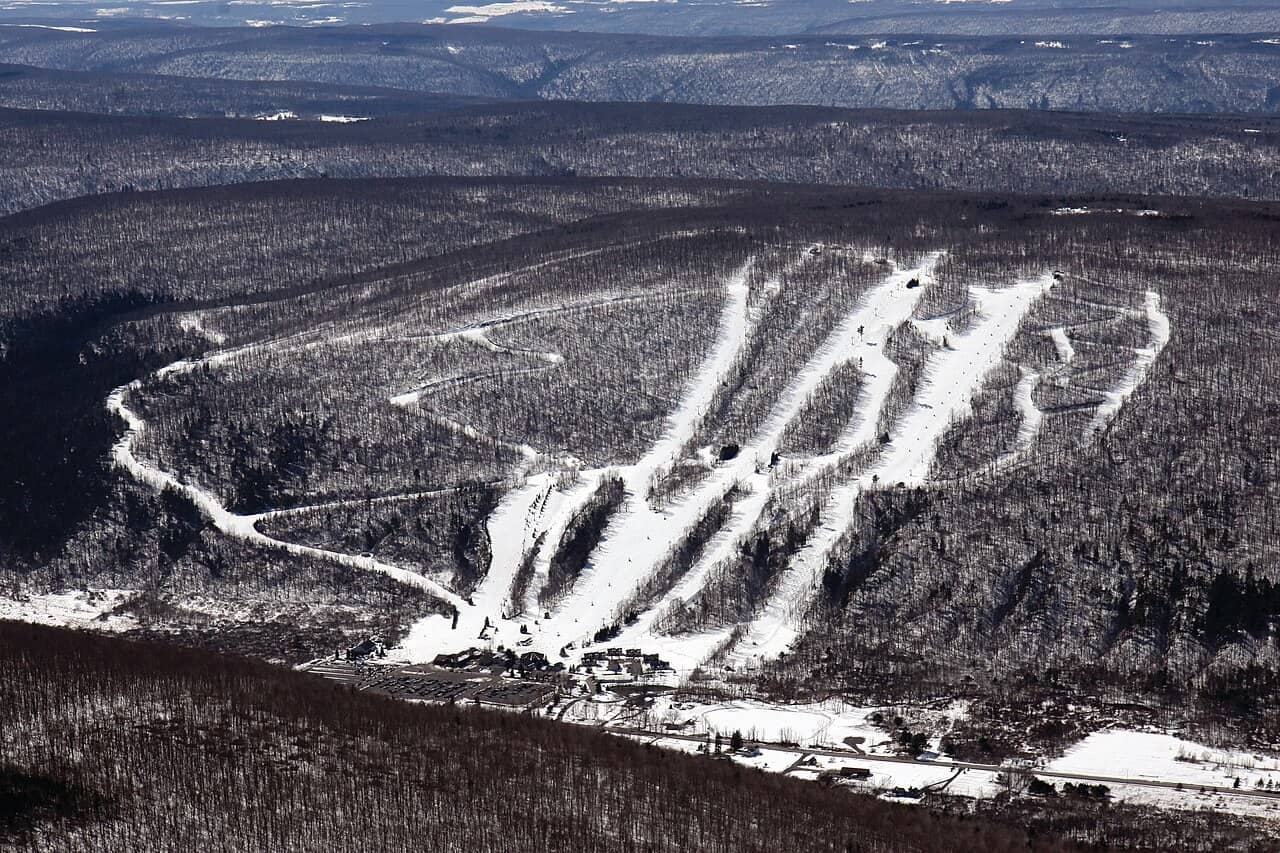 Bristol Mountain — NY ski resort in winter