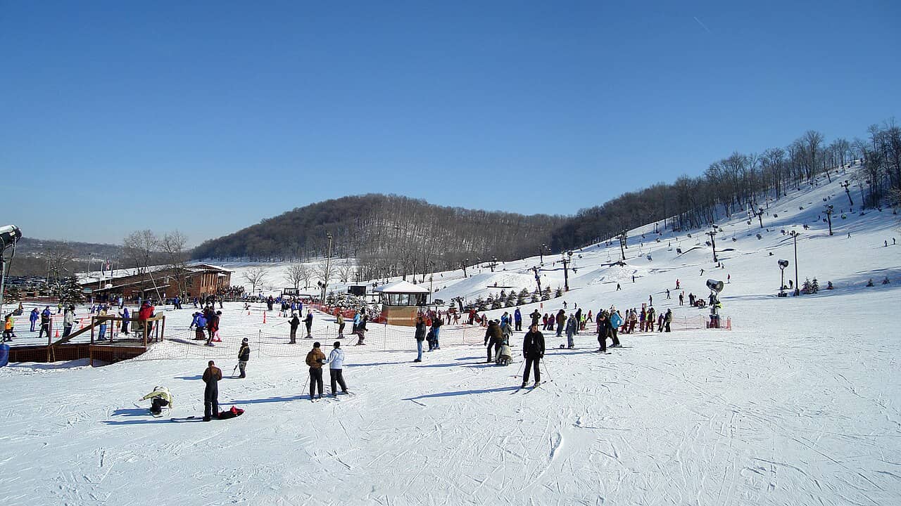 Perfect North Slopes — IN ski resort in winter