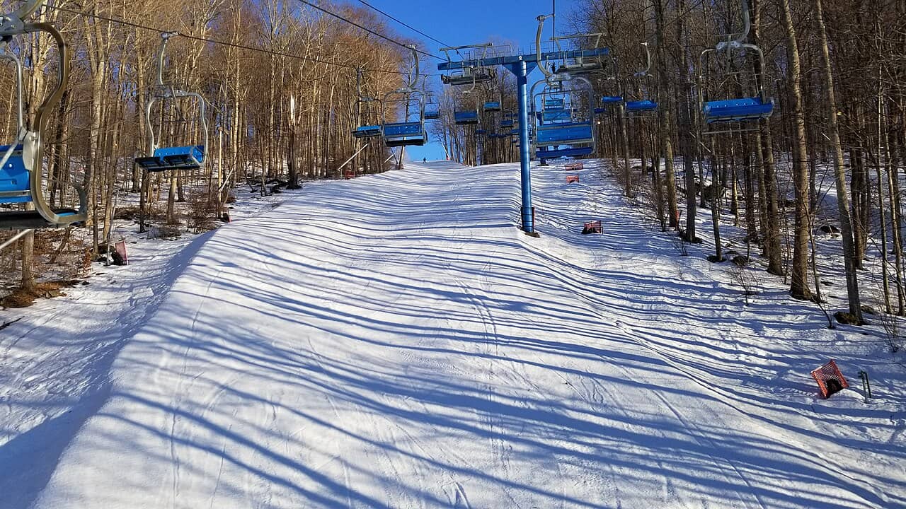 Shawnee Mountain Ski Area — PA ski resort in winter