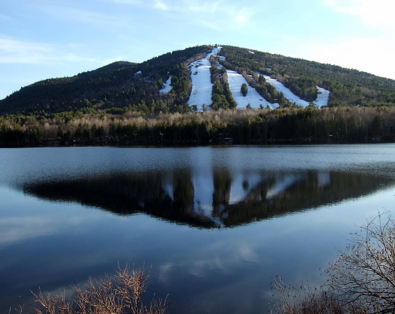 Pleasant Mountain — ME ski resort in winter